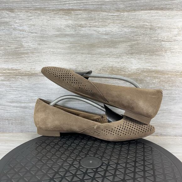 Vionic Women's Posey Perforated Leather Slip On Flats Size 7 - Picture 8 of 9